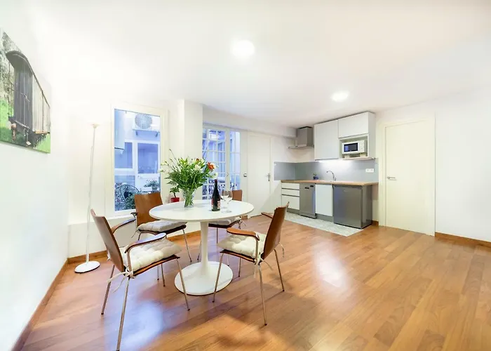 En El Centro De * ネルハ