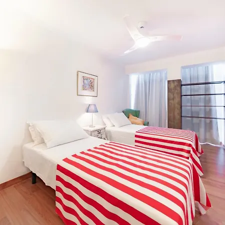 En El Centro De Apartament Nerja